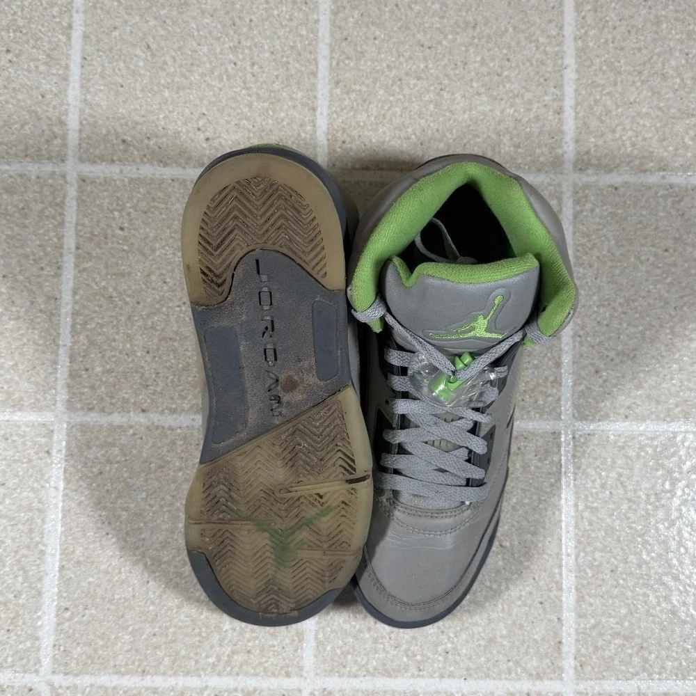 Jordan 5 Retro 